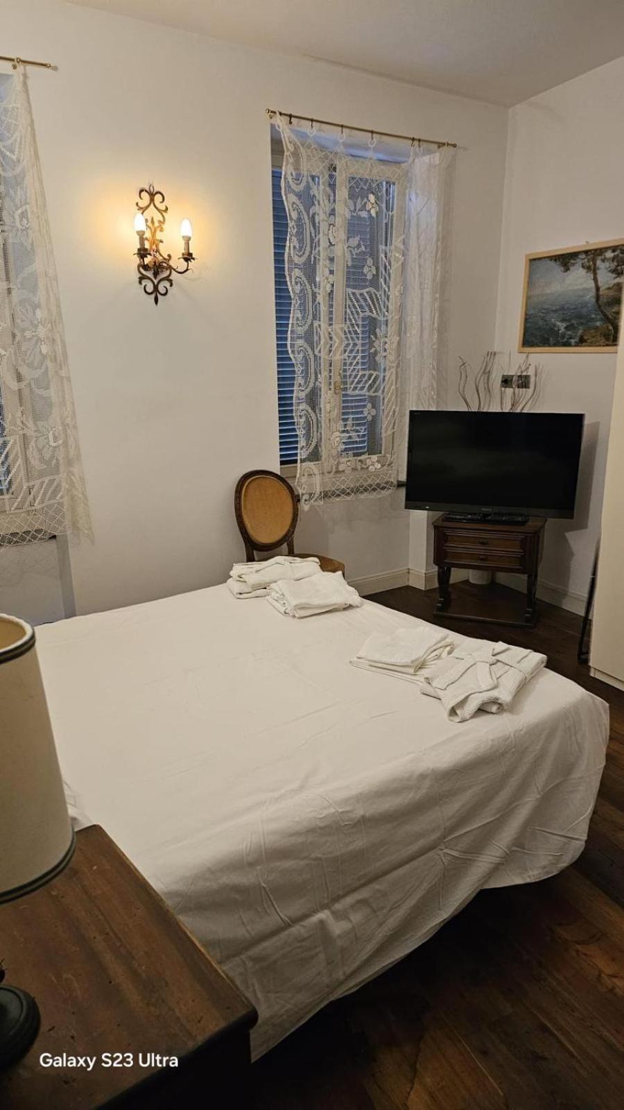 Bed and Breakfast Residenza Carlomaria Сереньо Экстерьер фото